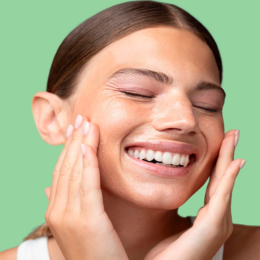 Масло для снятия макияжа с лица и глаз Gentle Make-Up Removing Oil face-eyes, 150 мл - фото 3