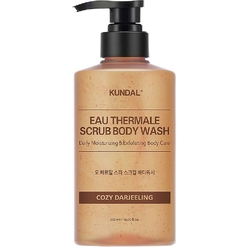 Гель-скраб для душа увлажняющий KUNDAL EAU THERMALE SPA SCRUB BODY WASH COZY DARJEELING, 500 мл