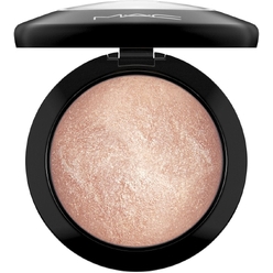 Перламутровая пудра MAC Mineralize Skinfinish
