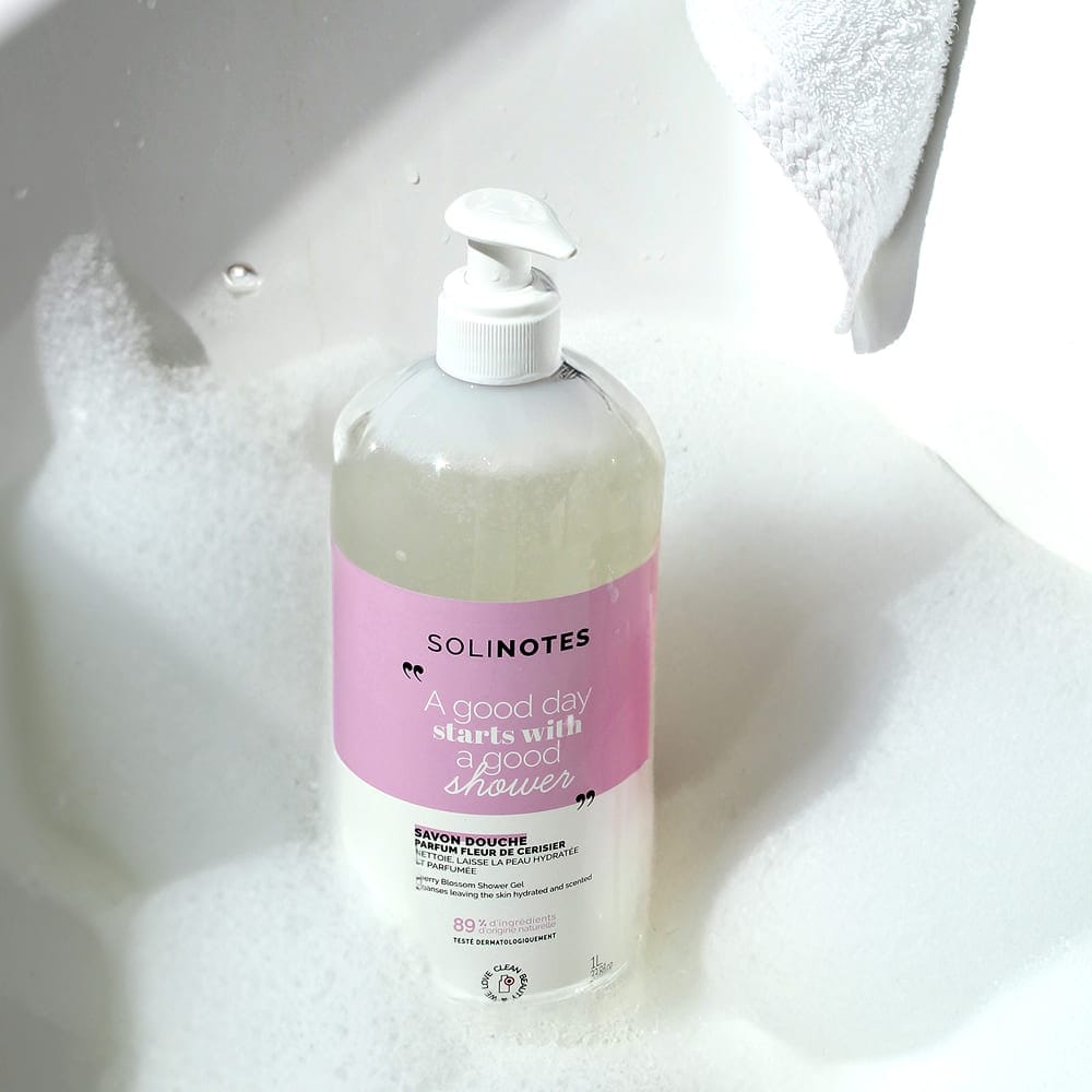Гель для душа с ароматом сакуры Solinotes Cherry Blossom Shower Gel, 1л - фото 2