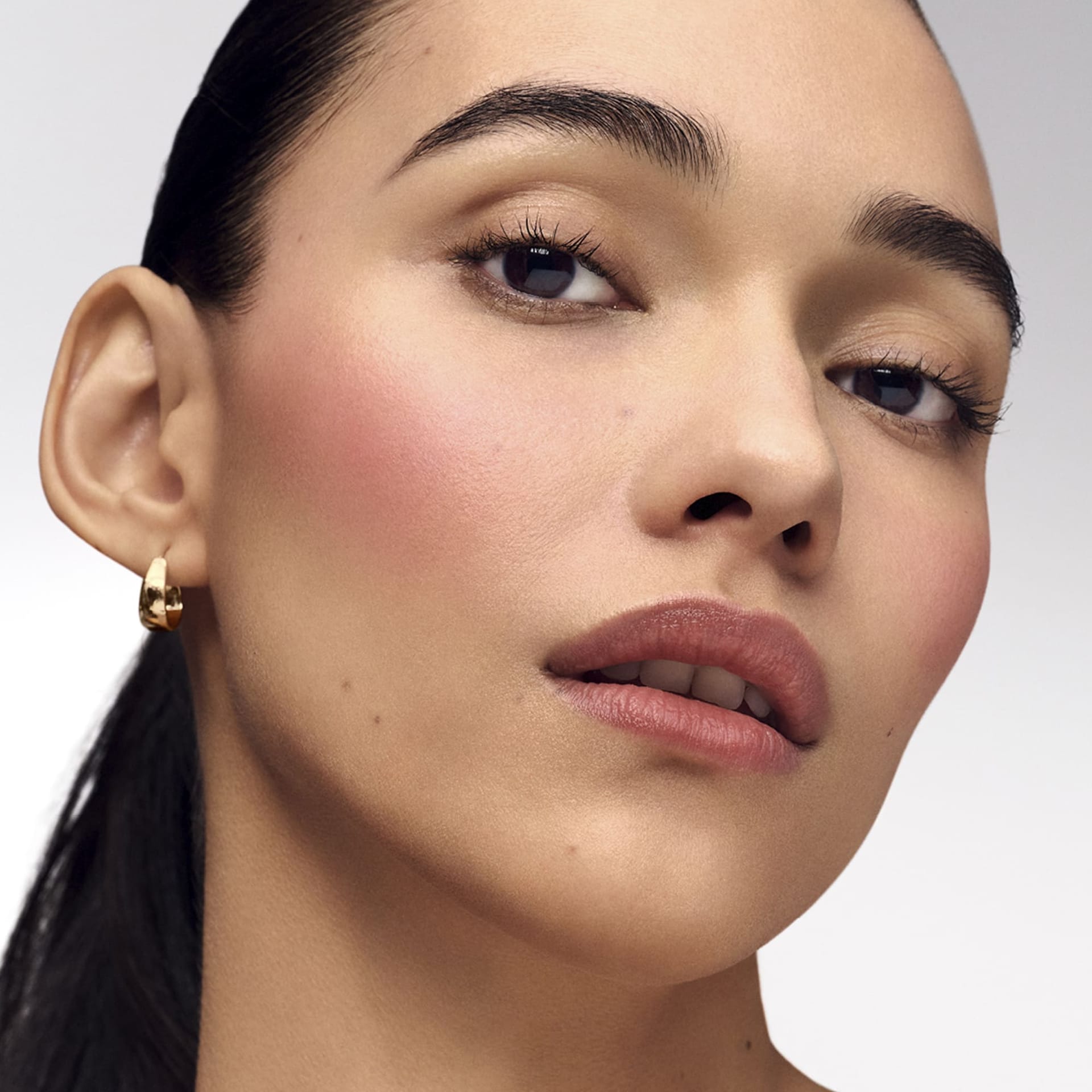 Жидкие румяна Futurist Blushmaker Dewy Cheek Tint - фото 4