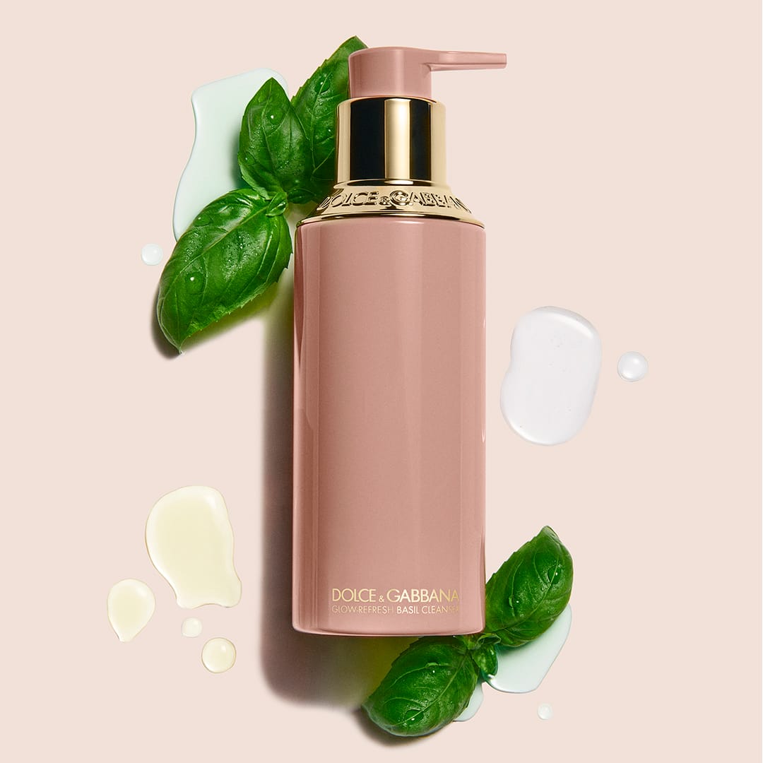 Увлажняющее очищающее средство для лица Glow-Refresh Basil Cleanser, 150 мл - фото 5