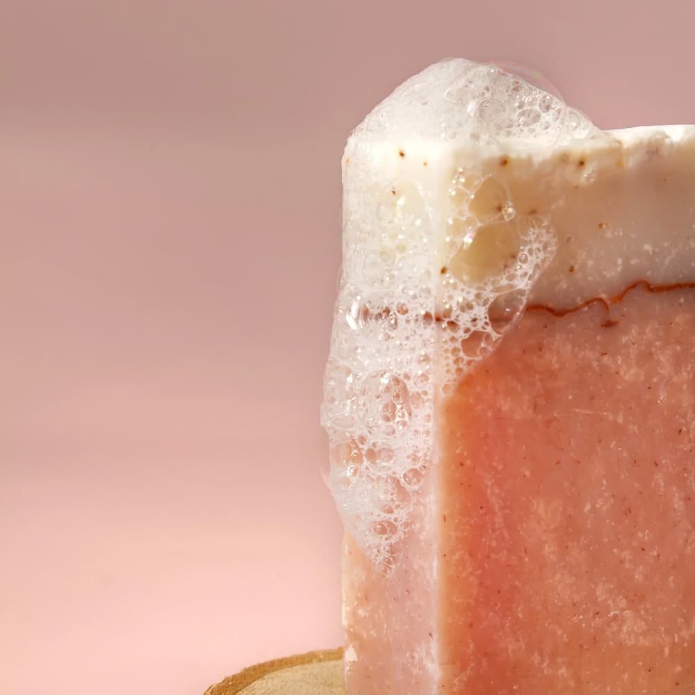 Мыло туалетное твёрдое отшелушивающее Клубника Savon à Froid, 100 г - фото 3