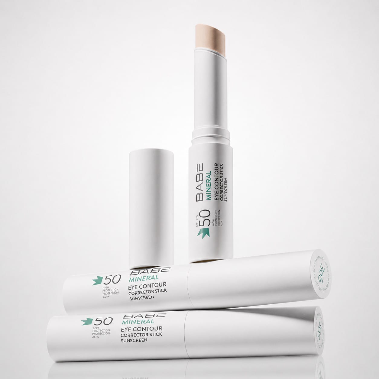 Laboratorios Babe Минеральный солнцезащитный стик-корректор для контура глаз SPF50 / Mineral Eye Contour Corrector Stick Sunscreen SPF50, 4г - фото 4